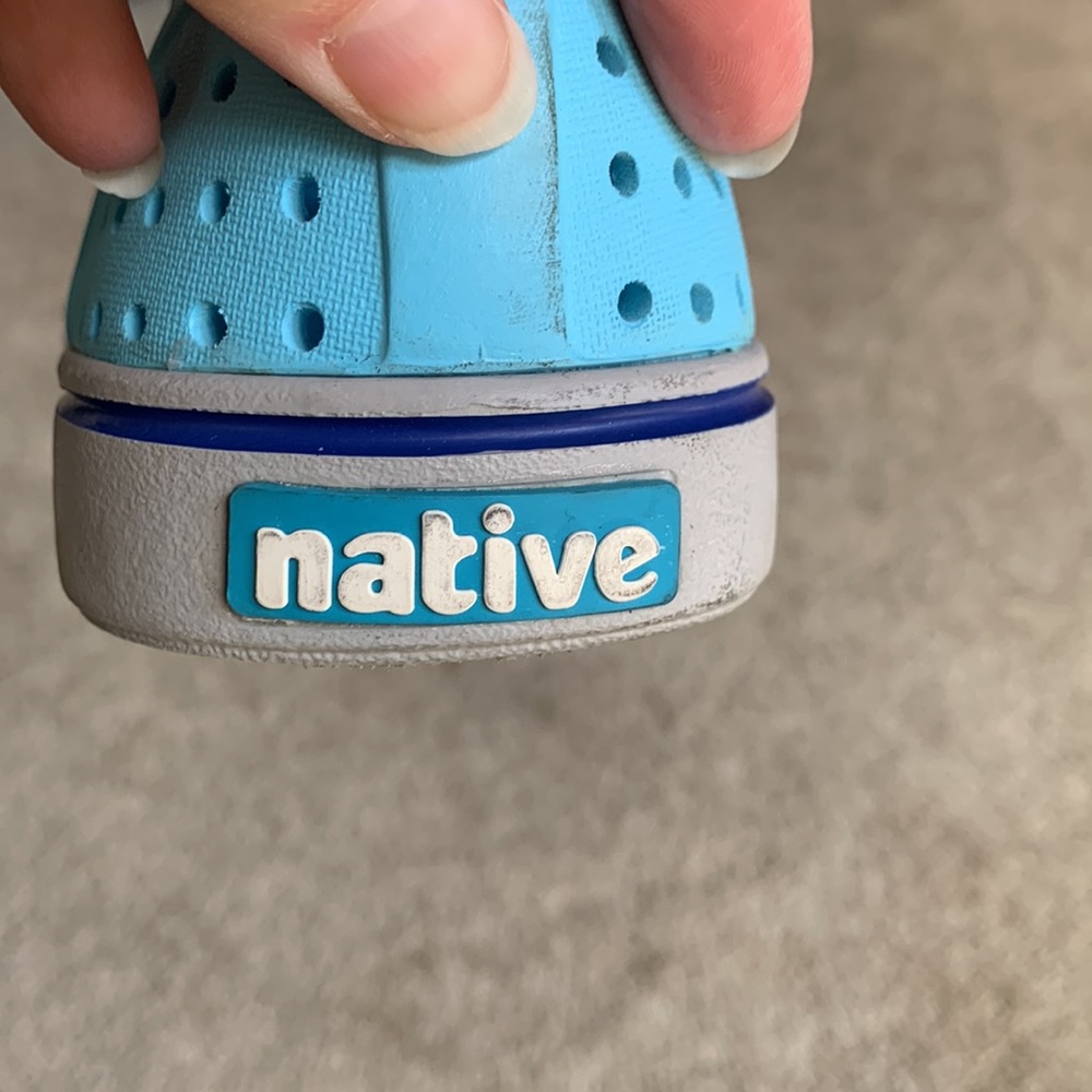 Native Shoes - image 4